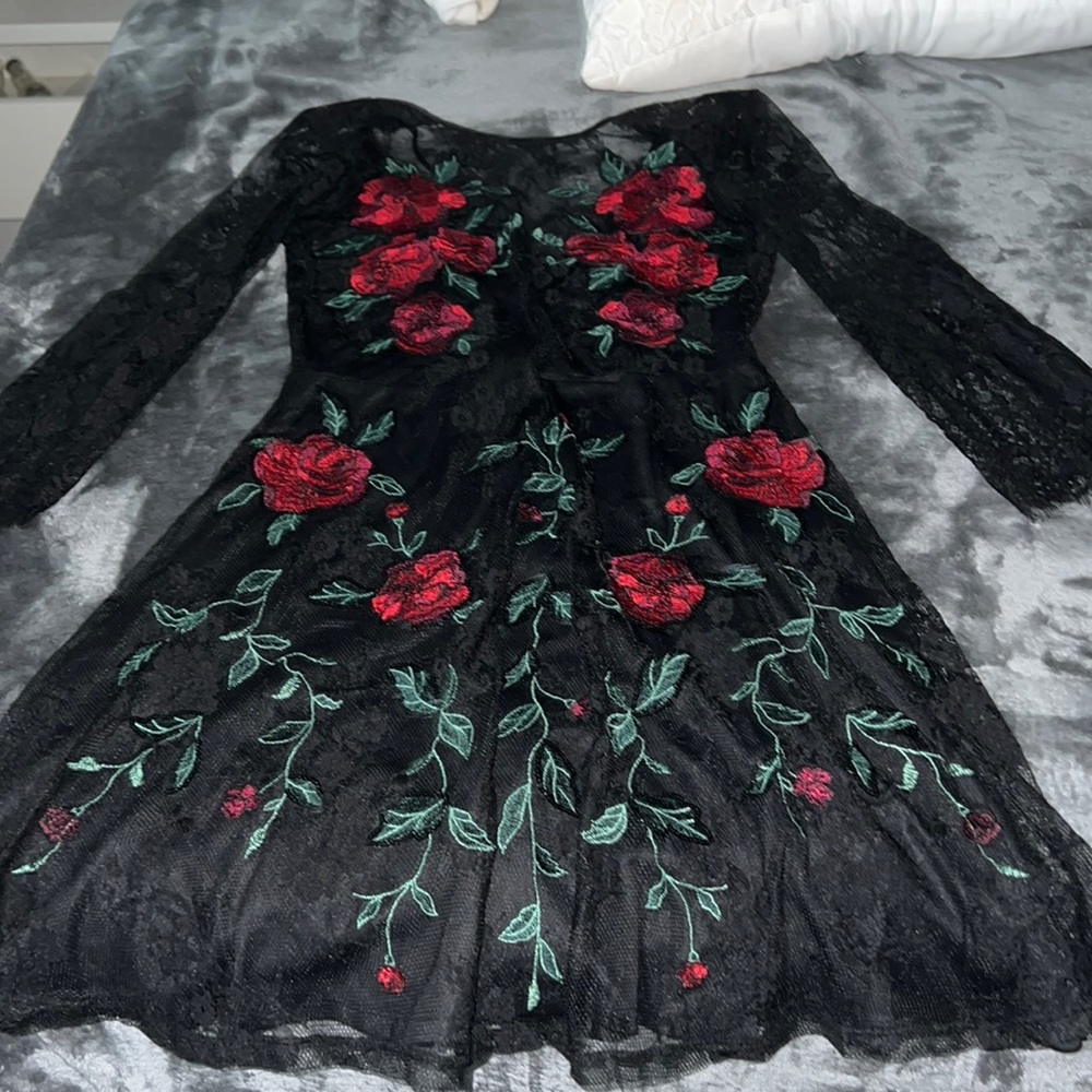 roses dress black with lace